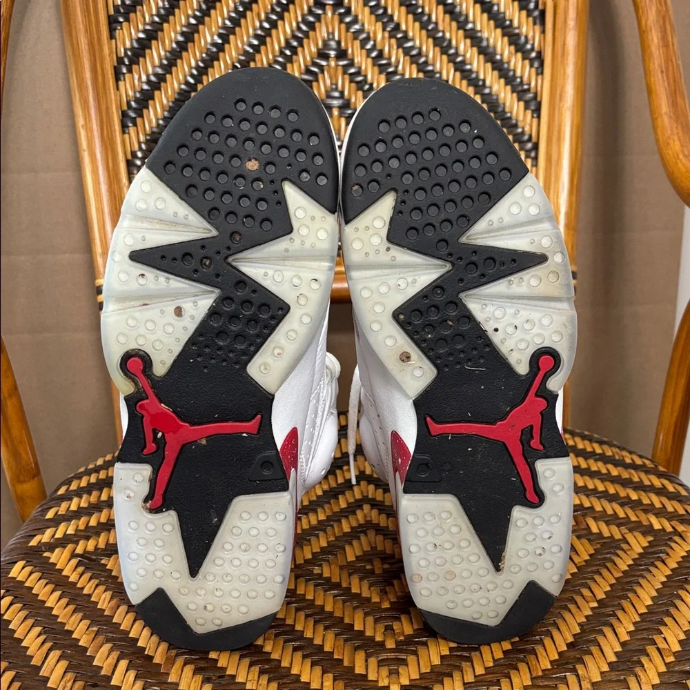 Air Jordan 6 Retro 'Red Oreo' CT8529-162